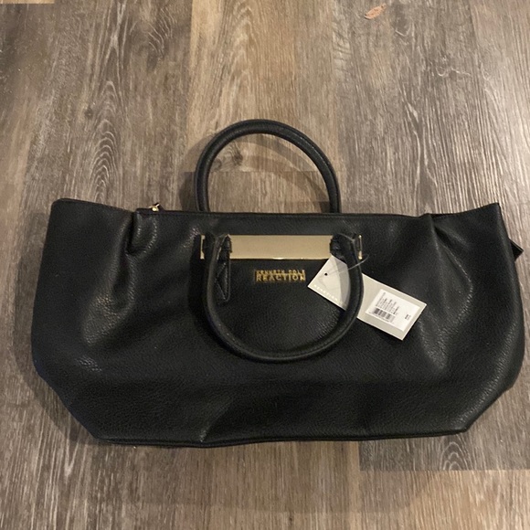 Black Kenneth Cole reaction purse - Picture 1 of 4